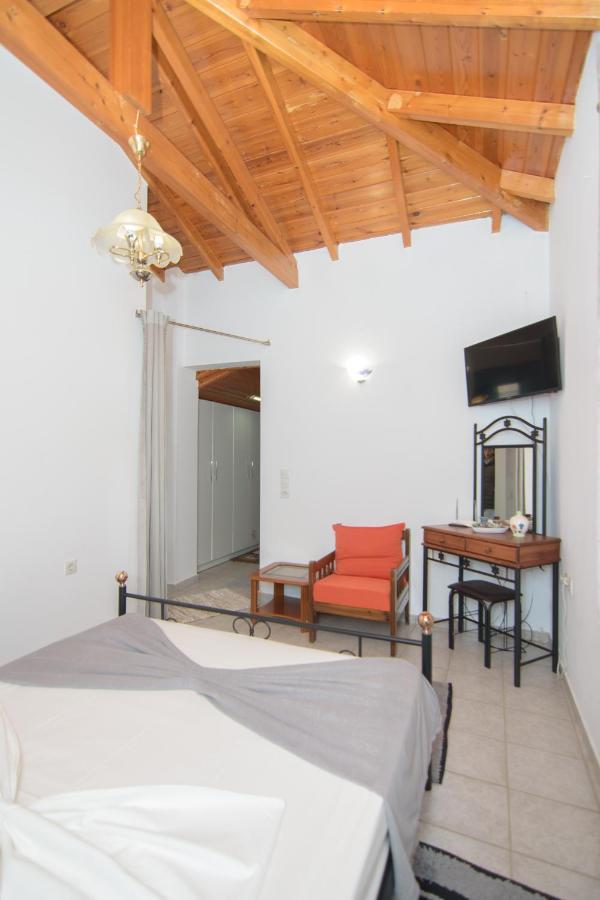 Samian Thalia Apartment Pagondas Zewnętrze zdjęcie